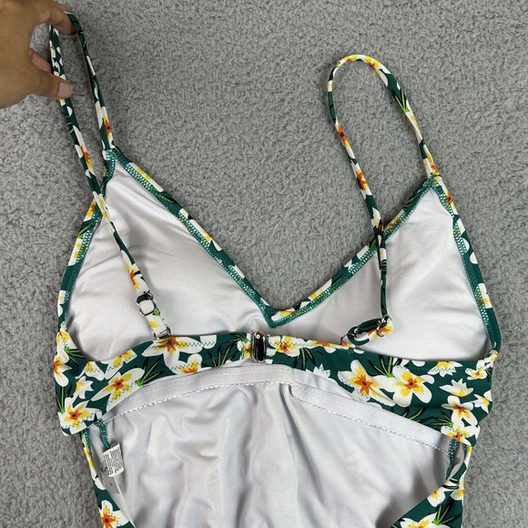 Cupshe Swimsuit Women Size Medium Green Floral Young and Vigor Print One Piece - Picture 8 of 12